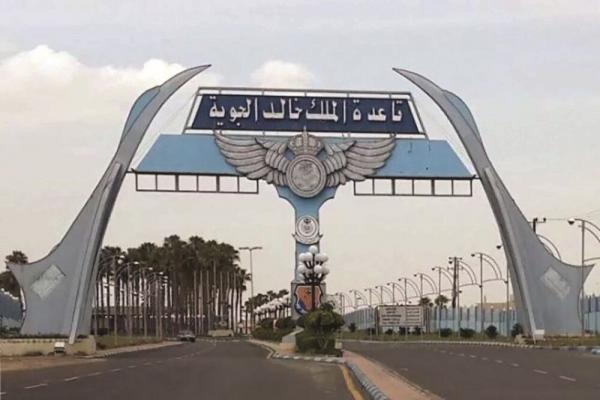 یمن به پایگاه ملک خالد عربستان حمله کرد یمن به پایگاه ملک خالد عربستان حمله کرد